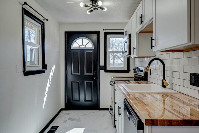 Photo - 4808 Hillside St Casa