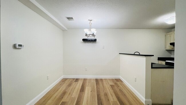 Photo - 18 Walden Dr Unit 4