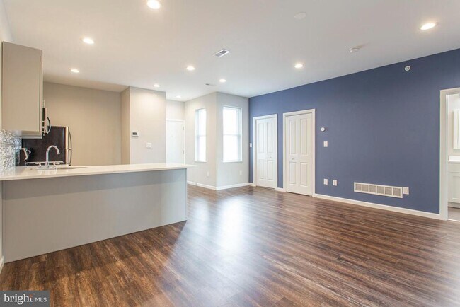 Photo - 1917 N 7th St Unit 3R