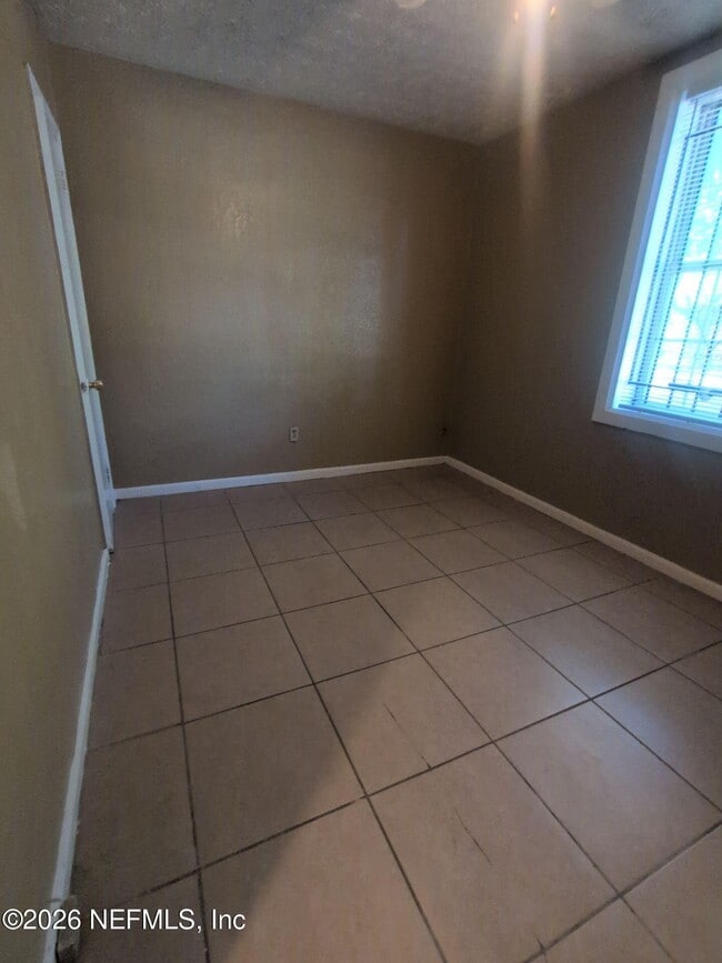 Photo - 1782 E 24th St