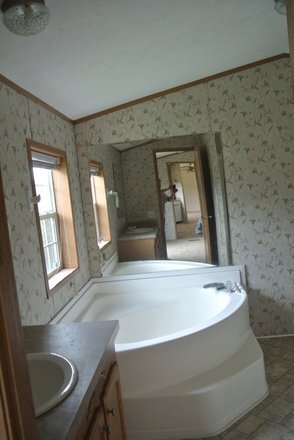 Photo - 222 Moses Ln