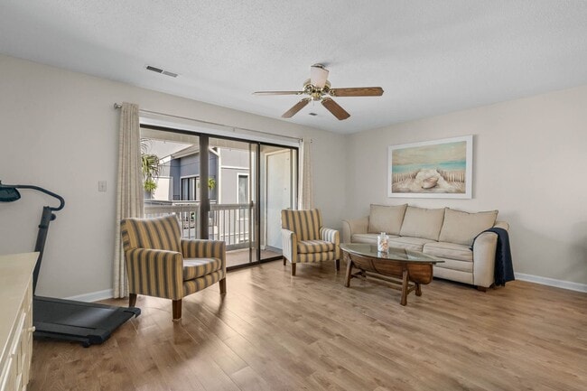 Photo - ***Seasonal rental with all utilities avai...