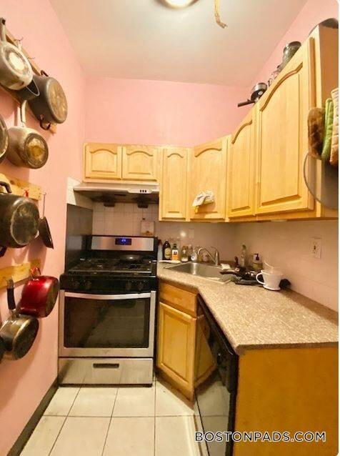 Photo - 129 Cedar St Unit 2