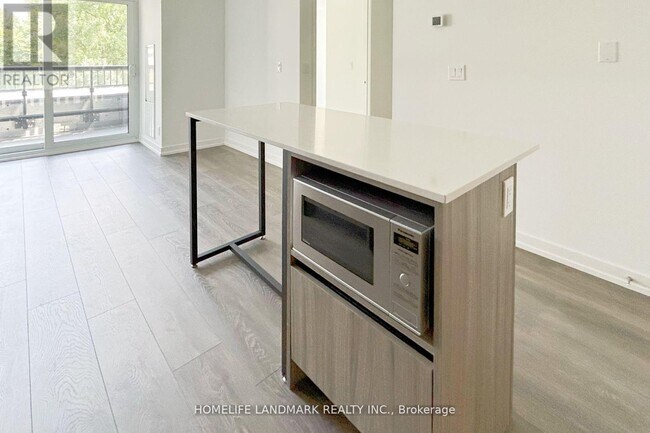 Photo - 8 Beverley Glen Blvd Unité D-325