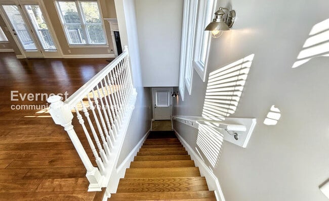 Photo - 101 Generals Retreat Pl