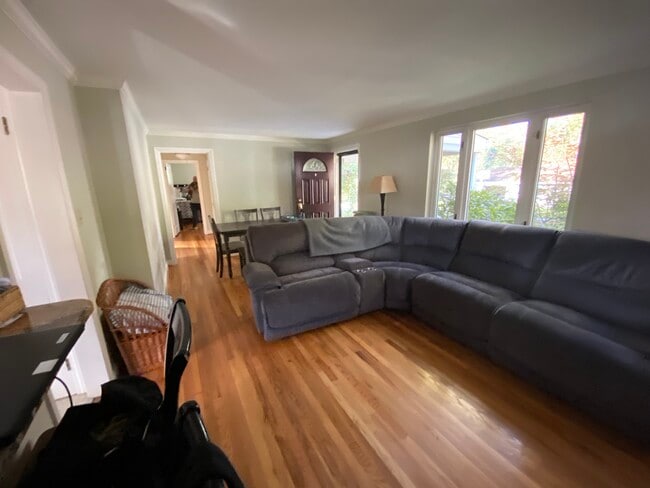 Photo - 721 Brook Dr