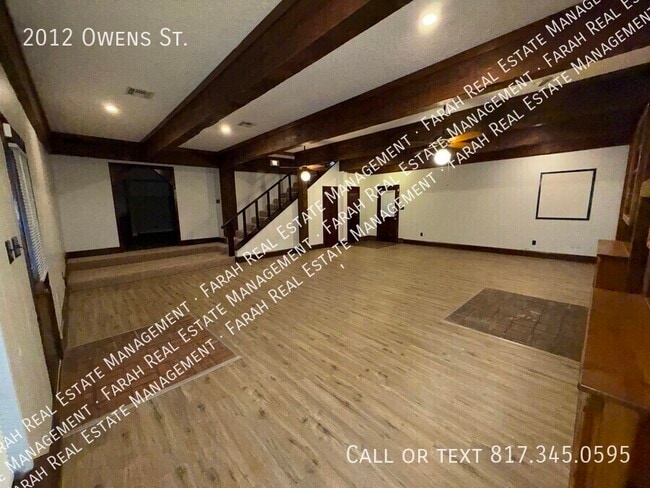 Photo - 2012 Owens St