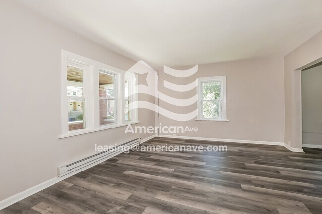 Photo - 803 Eathan Ave