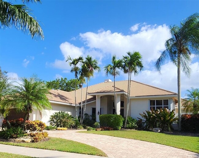 Building Photo - 405 Sabal Way