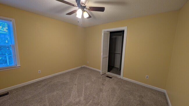 2622 Kingston Dr Unit 1