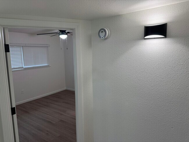 Photo - 2118 N Glenn Ave Unidad 2118 N. Glenn Ave