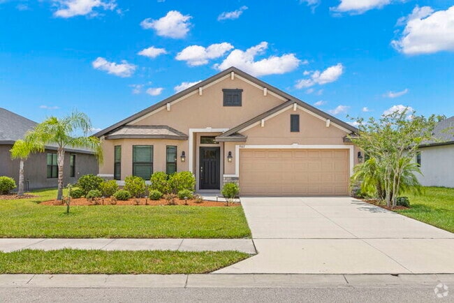 Building Photo - Beautiful Home For Rent WITH A POOL!