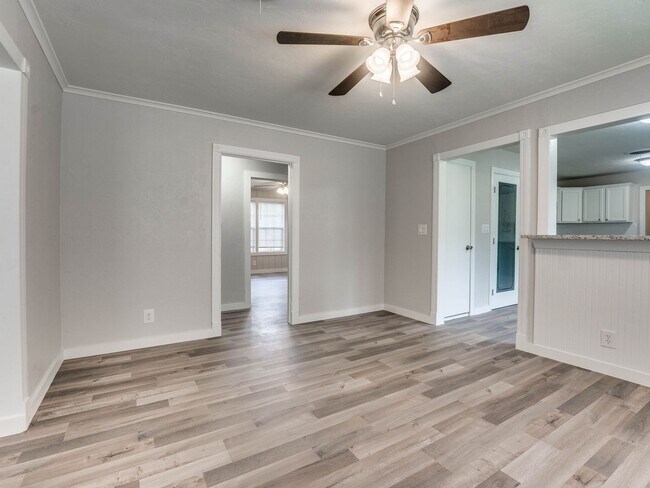 Photo - 3 bed, 2 bath home in Shawnee!