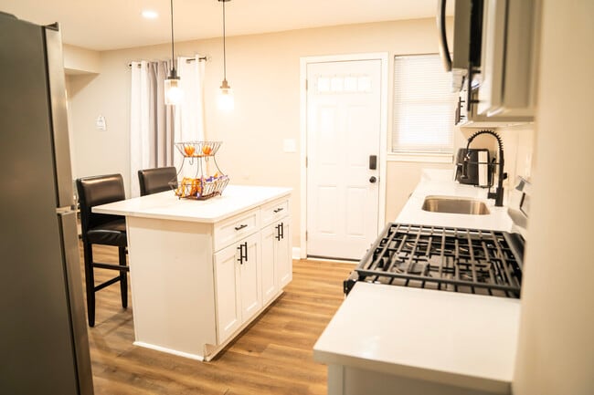 Photo - 8623 Willow Oak Rd