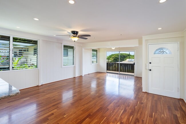 Photo - 4532 Malulani St