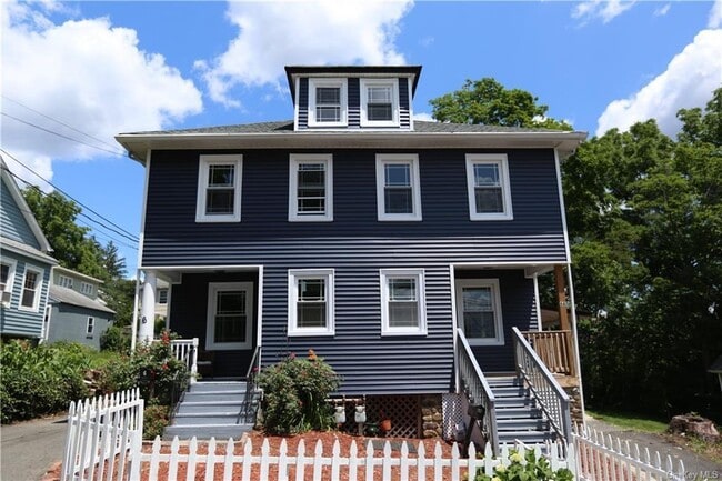 Photo - 6 Catherine St Townhome