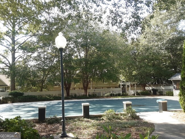 Photo - 6900 Roswell Rd