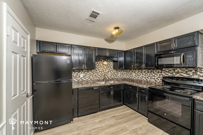 Photo - 8264 Country Cir