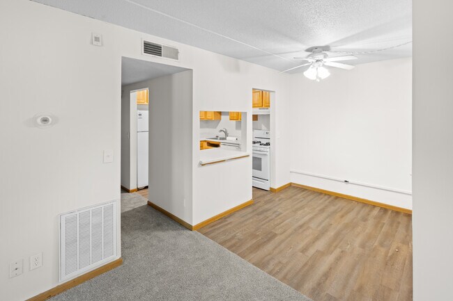 2 Bedroom - End Unit Layout