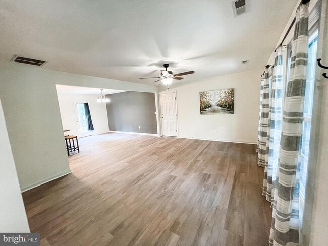 Photo - 18162 White Tail Way