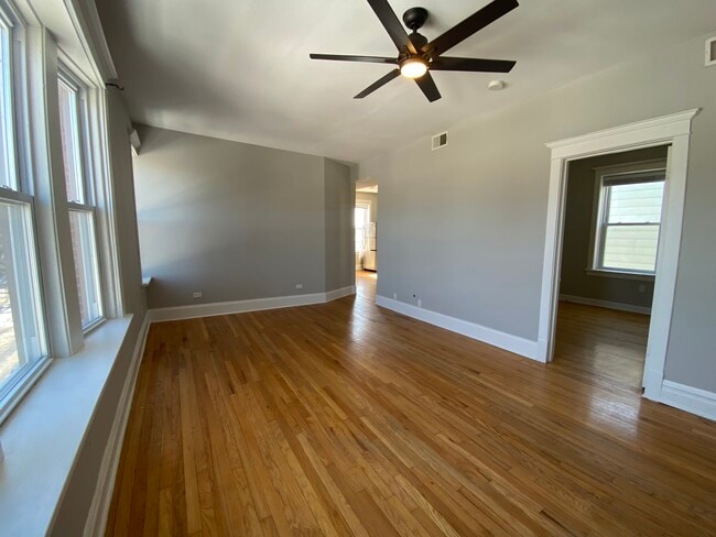 Photo - 1350 N Keeler Ave