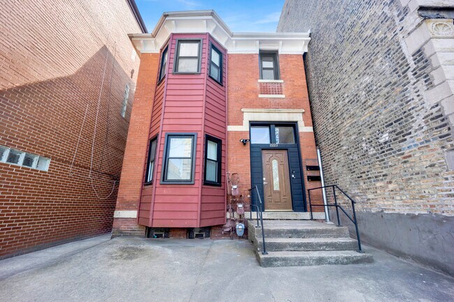 Photo - 2223 W Taylor St House