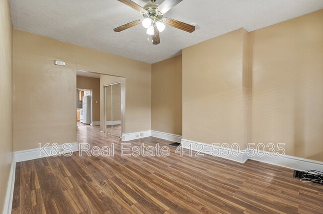 Photo - 523 Marwood Ave