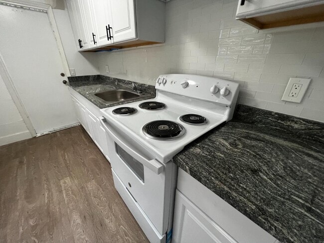 Photo - 101 NW 13th Ave