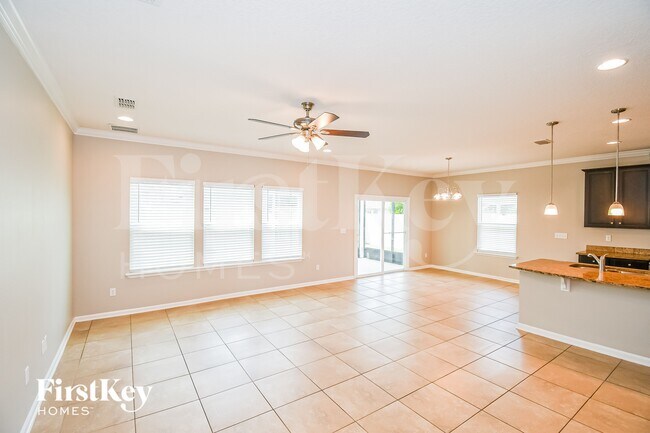 Photo - 4025 Emilio Ln