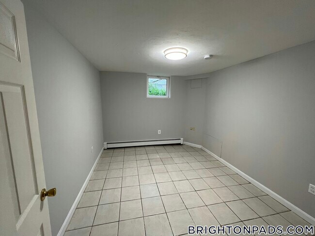 Photo - 72 Nonantum St Unit 1