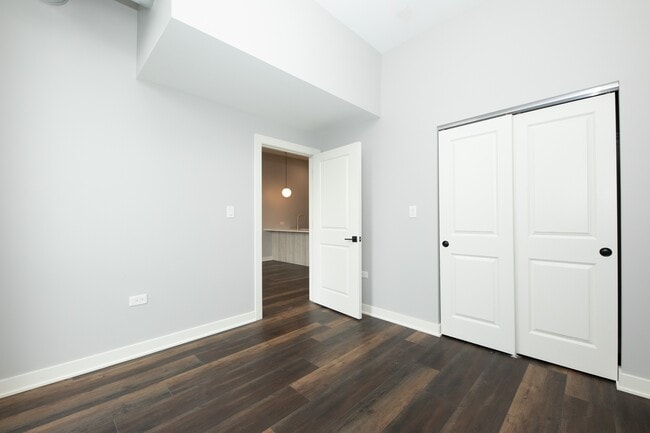 Photo - Brand New Lakeview Apartments