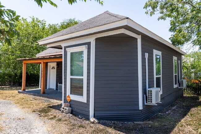 Photo - 1003 Piedmont Ave