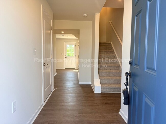 Photo - 372 Grand Silo Rd