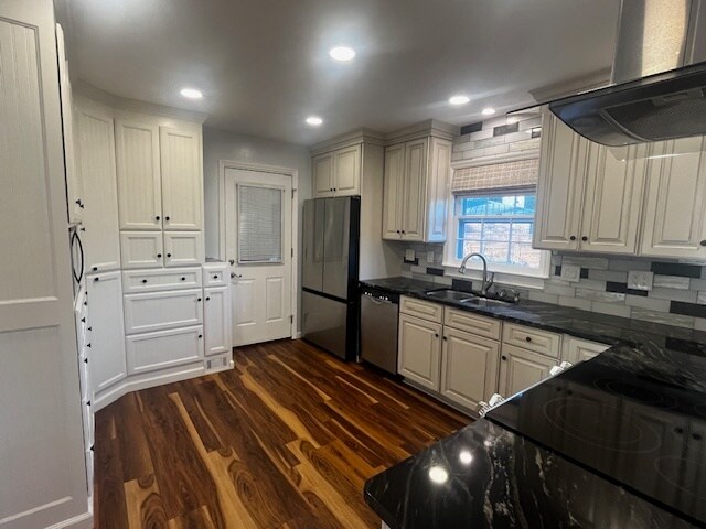 Photo - 2114 N Dallerton Cir