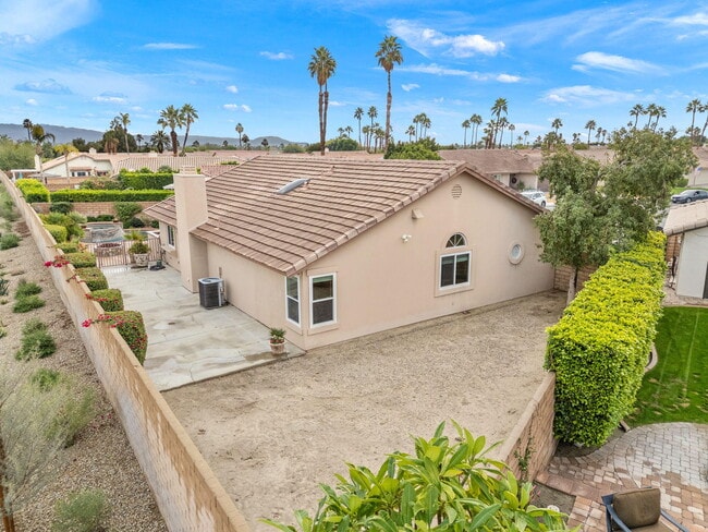 Photo - 44030 Mariposa Ct