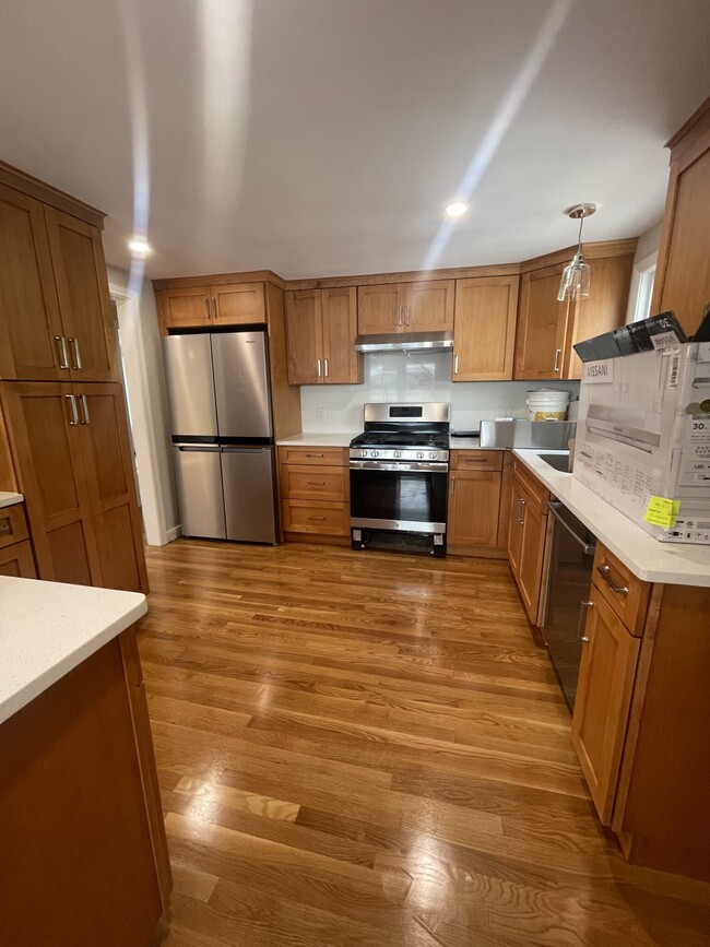 Building Photo - 81 Nichols Ave Unit 81 Rental