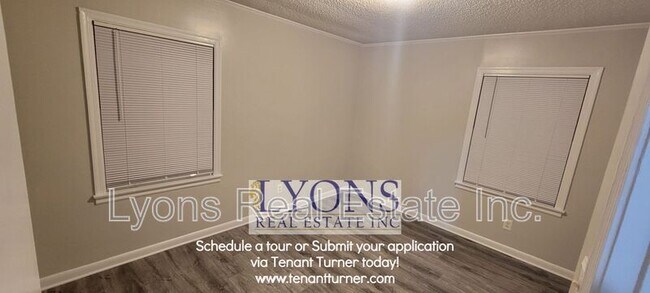 Photo - 718 Azalea Cir