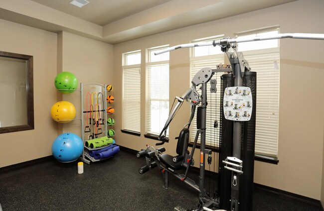 24/7 Fitness Center