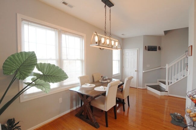 Photo - Large townhome with garage for rent in Taylor Springs!