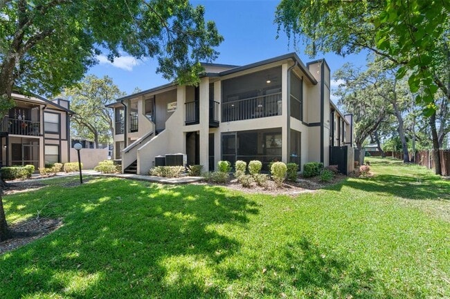 Building Photo - 14733 Norwood Oaks Dr Unit 201