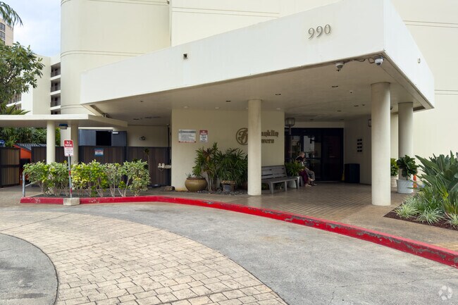 Photo - Franklin Towers