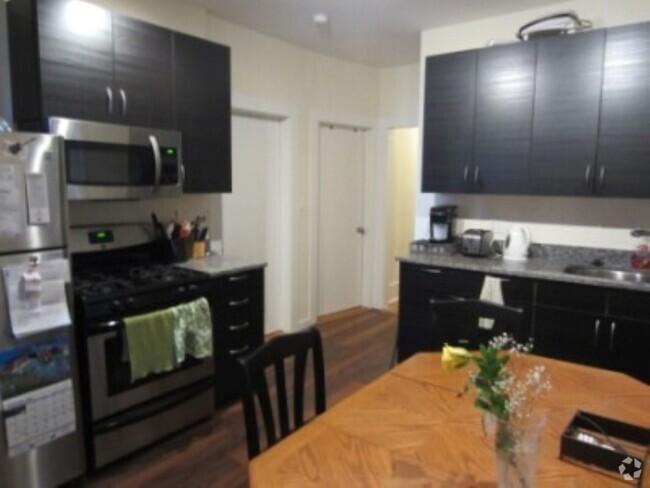 Building Photo - 35 Darling St Unit 1 Rental