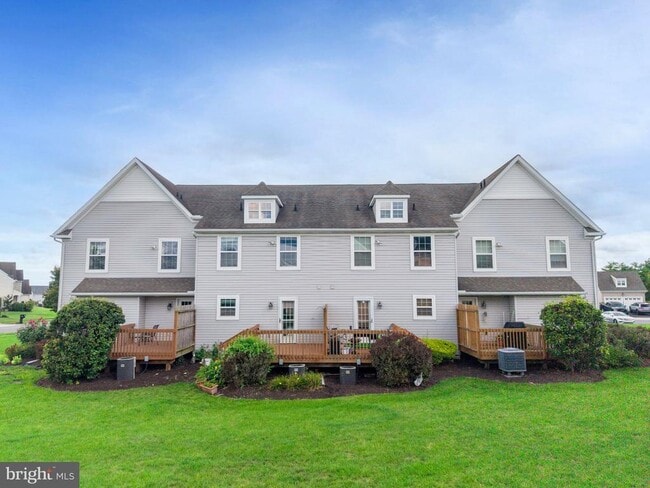 1955 Preserve Ln