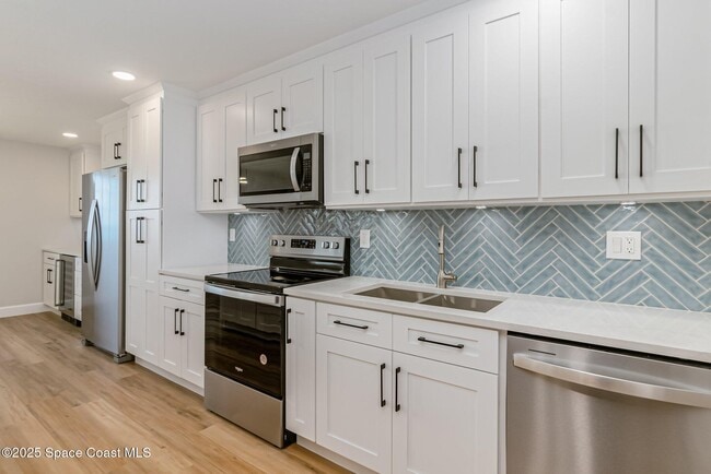 Photo - 115 Indian River Dr Unit 326