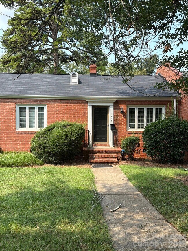 1818 Jameston Dr