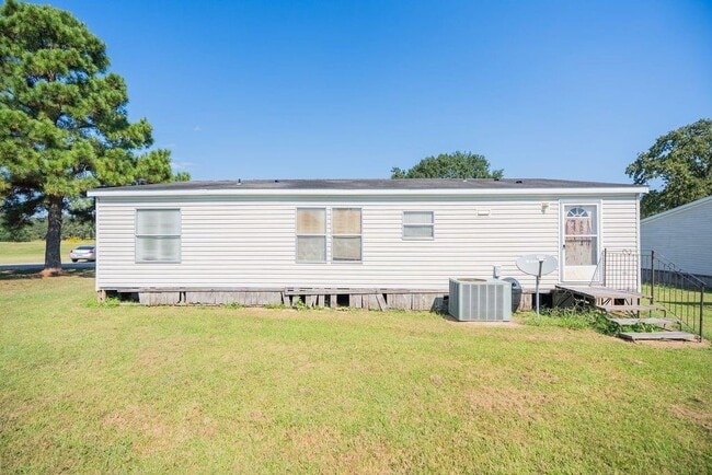 Photo - 30790 Clyde Ln