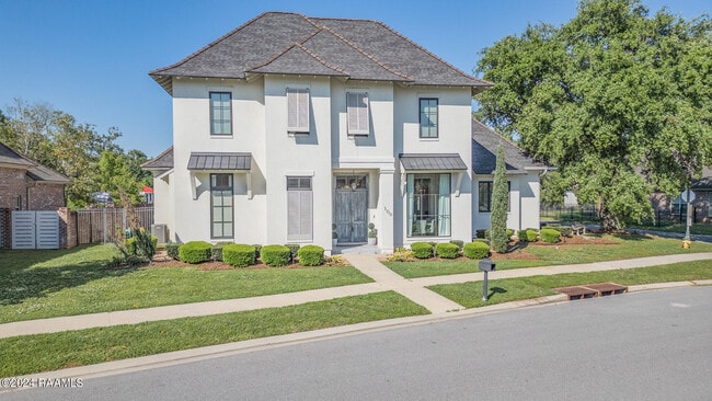 Photo - 300 Brightwood Dr
