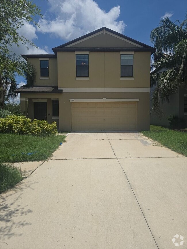Building Photo - Gorgeous 4-Bedroom, 2.5-Bathroom Home in R...