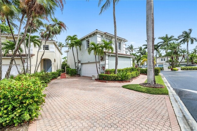 Photo - 3015 NE 208th St