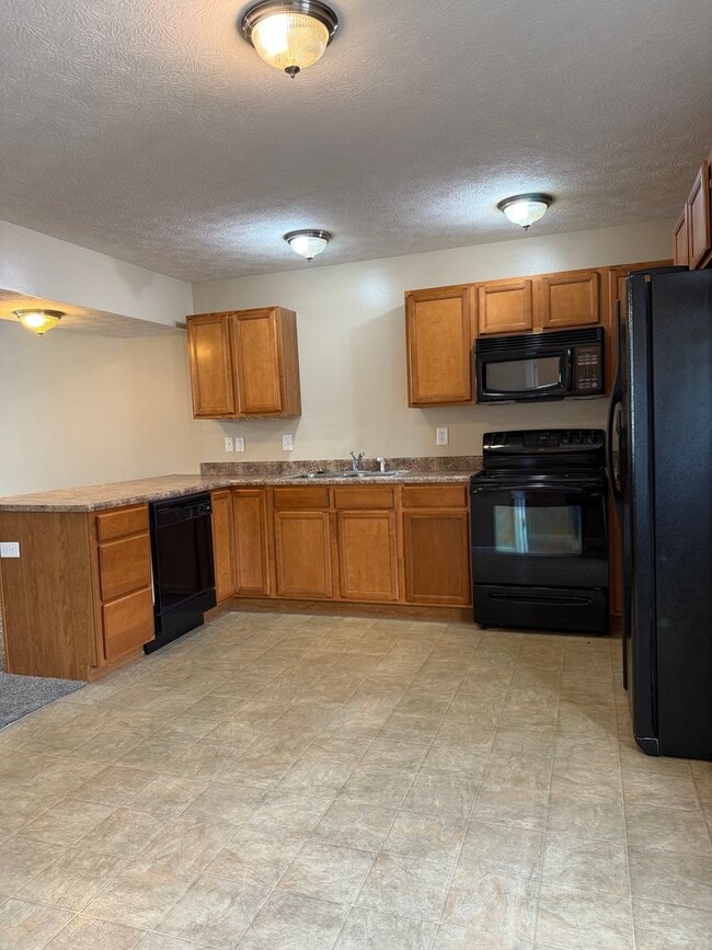 Photo - 3 bedroom, 2.5 bath townhome *ASK US ABOUT...
